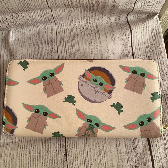 Loungefly Star Wars The Mandalorian Baby Yoda Grogu AOP Mini Backpack - Picture 3 of 4